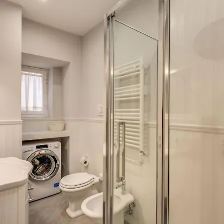 Flat With Terrace By Vatican