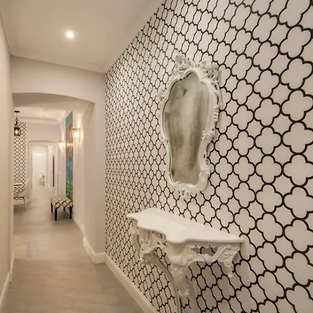 Flat With Terrace By Vatican