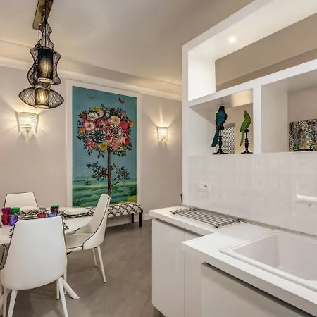 Flat With Terrace By Vatican